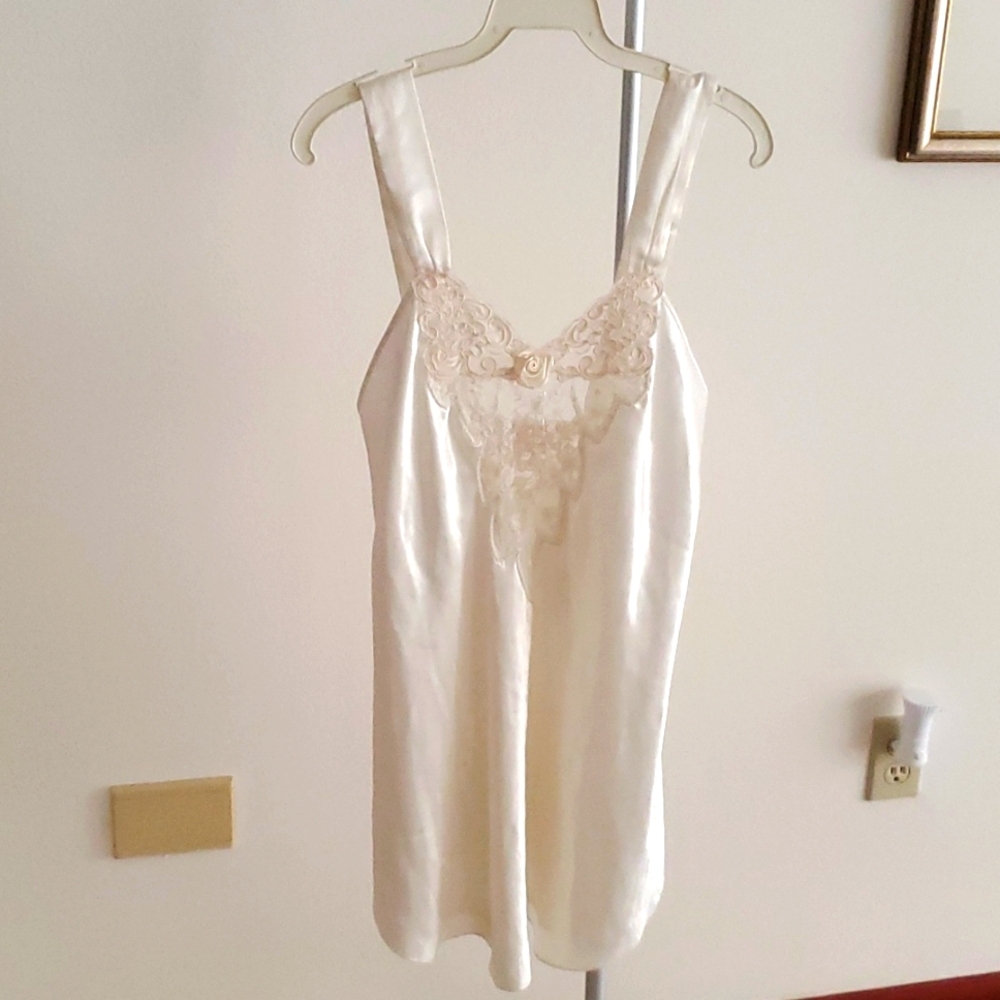 Intimate Concepts Off White satin nightie